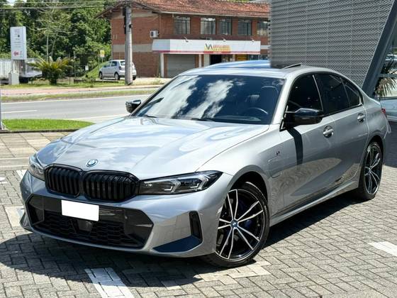 BMW 330e 2.0 16V TURBO HÍBRIDO M SPORT AUTOMÁTICO